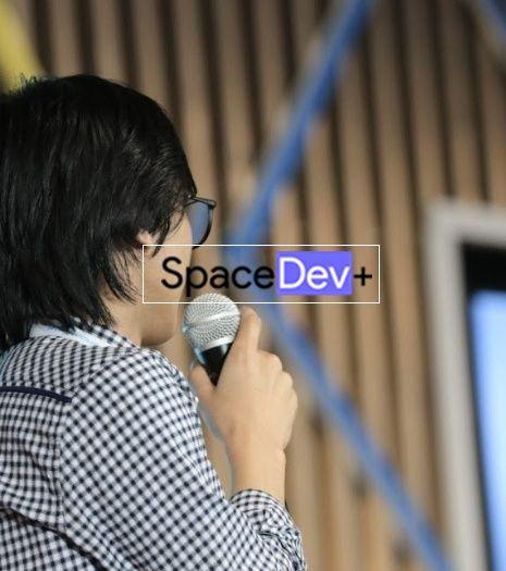 “Gantungkan cita-citamu setinggi langit! Bermimpilah setinggi langit. Jika engkau jatuh, setidaknya engkau jatuh di antara bintang-bintang.” Ir. Soekarno